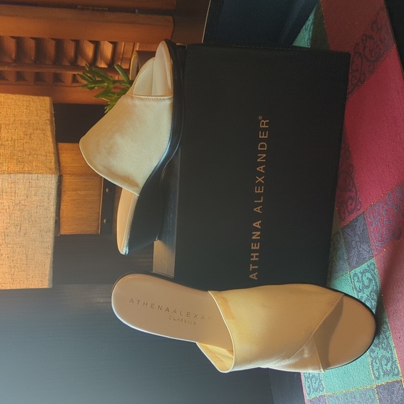 Athena Alexander Viola slide on wedge sandals beige Women's 9 M NEW NWB - Picture 4 of 11